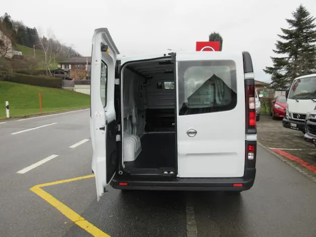 Nissan Primastar Kaw. 3.0 t L2 H1 2.0 dCi 150 N-Connecta