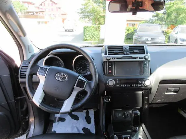 Toyota Land Cruiser 2.8 D Linea Luna