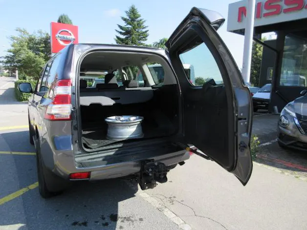 Toyota Land Cruiser 2.8 D Linea Luna
