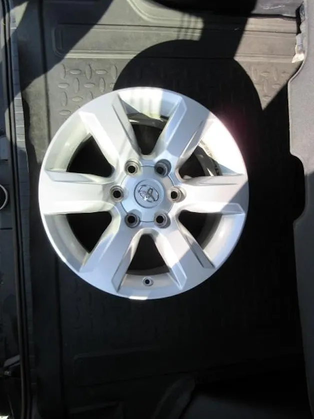 Toyota Land Cruiser 2.8 D Linea Luna