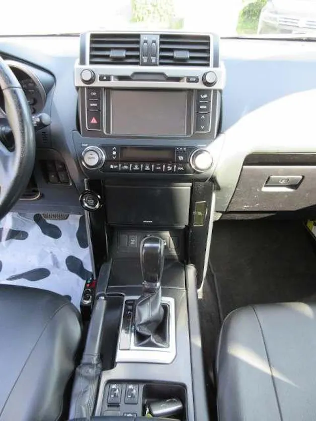 Toyota Land Cruiser 2.8 D Linea Luna