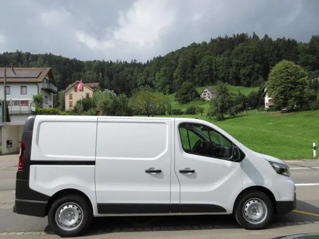 Nissan Primastar Kaw. 3.0 t L1 H1 2.0 dCi 150 Acenta