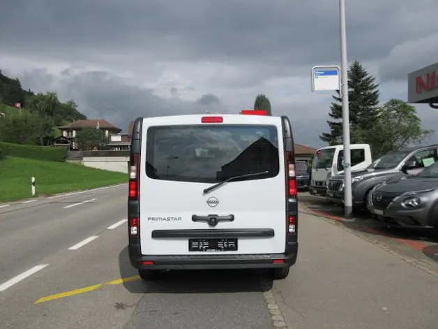 Nissan Primastar Kaw. 3.0 t L1 H1 2.0 dCi 150 Acenta
