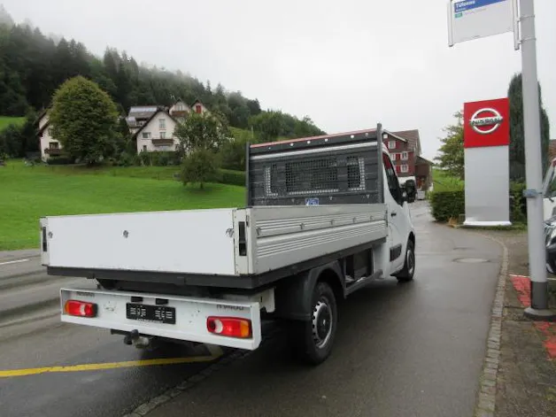 Nissan NV400 3.5 Pick-up L2H1 2.3 dCi 130 Pro