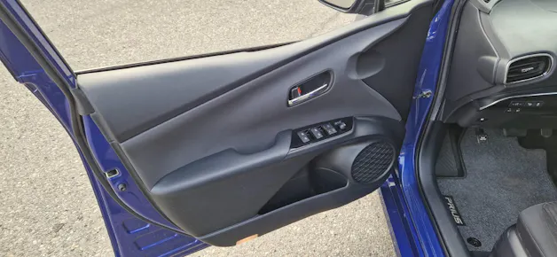 Toyota Prius 1.8 VVTi HSD Sol Premium