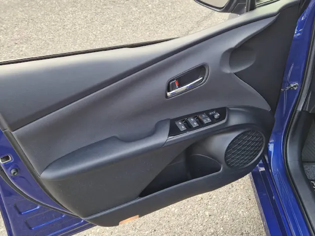 Toyota Prius 1.8 VVTi HSD Sol Premium