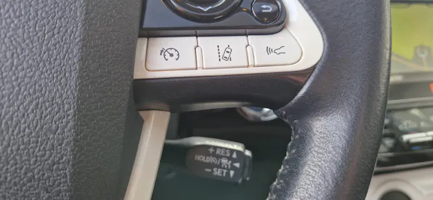 Toyota Prius 1.8 VVTi HSD Sol Premium