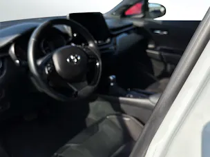 Toyota C-HR 2.0 VVTi HSD Move