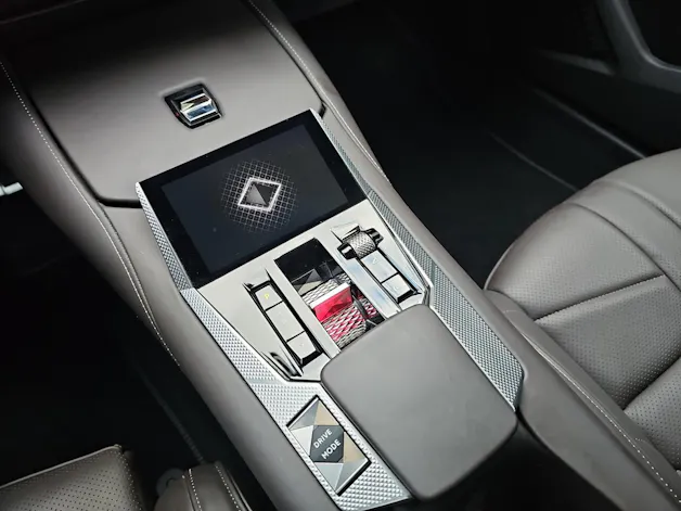 DS Automobiles 4 1.6 PureTech 225 Rivoli