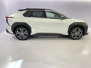 Toyota bZ4X Premium