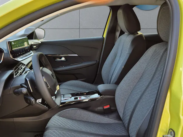 Peugeot 208 1.2 Hybrid Allure
