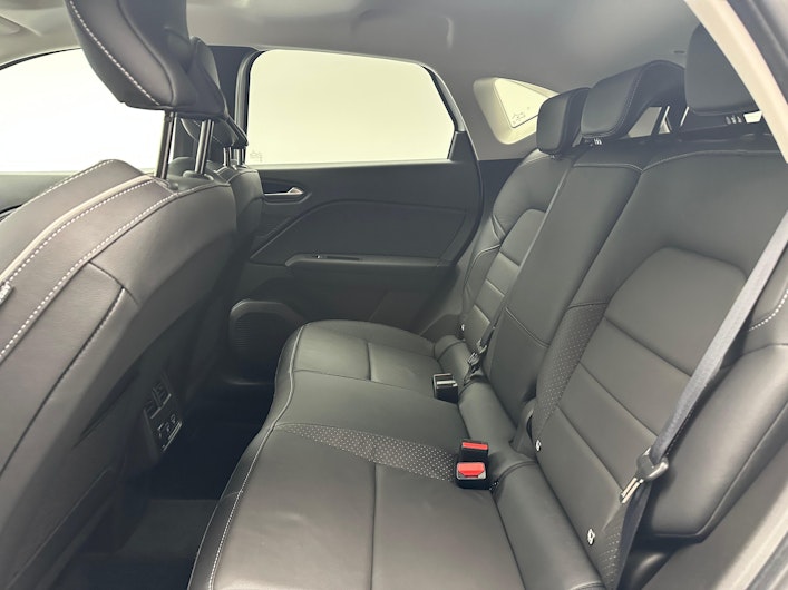 Vehicle image MITSUBISHI ASX