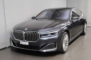 Vehicle image BMW 750i xDrive SAG