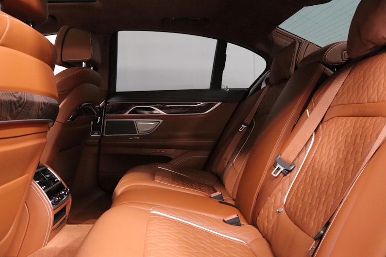 Vehicle image BMW 7 SERIES