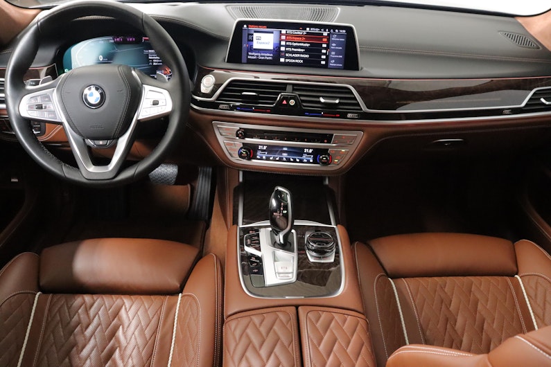 Vehicle image BMW 7 SERIES