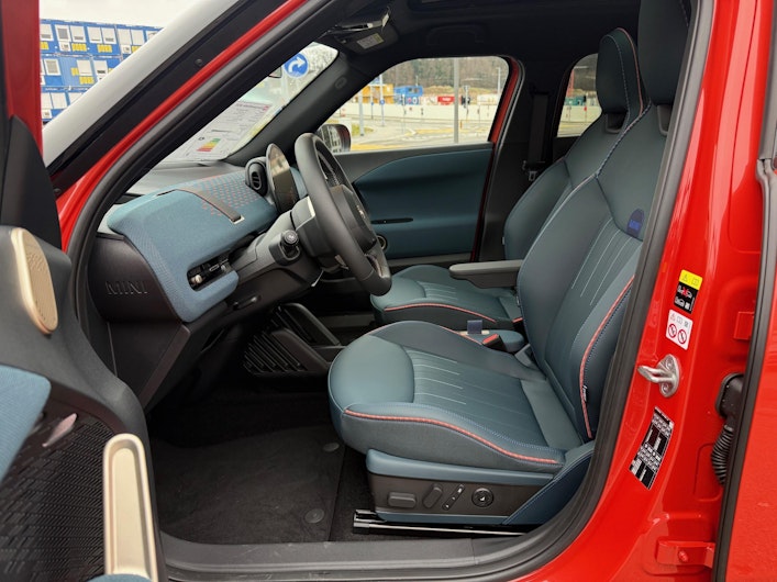 Vehicle image MINI ACEMAN