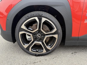 Vehicle image MINI Aceman J05 SE