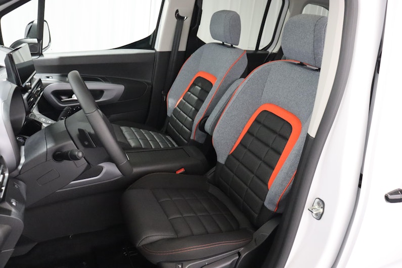 Vehicle image CITROEN BERLINGO