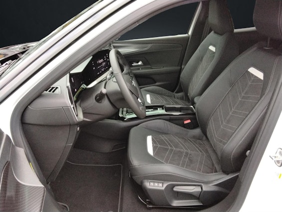 Vehicle image 10 Vehicle image 10