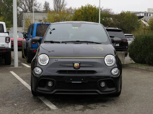 Fiat 595 Abarth 1.4 T-Jet 165 Scorpione Oro