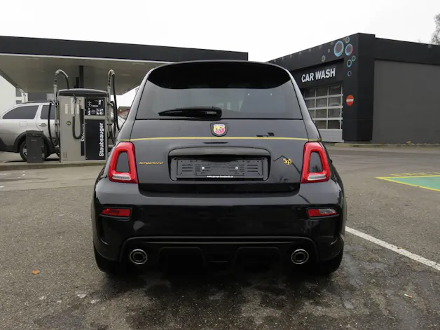 Fiat 595 Abarth 1.4 T-Jet 165 Scorpione Oro