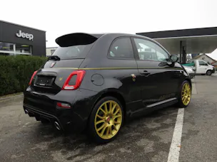 Fiat 595 Abarth 1.4 T-Jet 165 Scorpione Oro