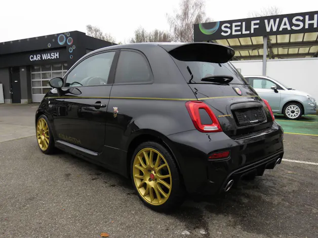 Fiat 595 Abarth 1.4 T-Jet 165 Scorpione Oro