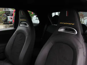 Fiat 595 Abarth 1.4 T-Jet 165 Scorpione Oro