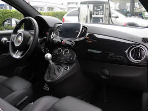 Fiat 595 Abarth 1.4 T-Jet 165 Scorpione Oro