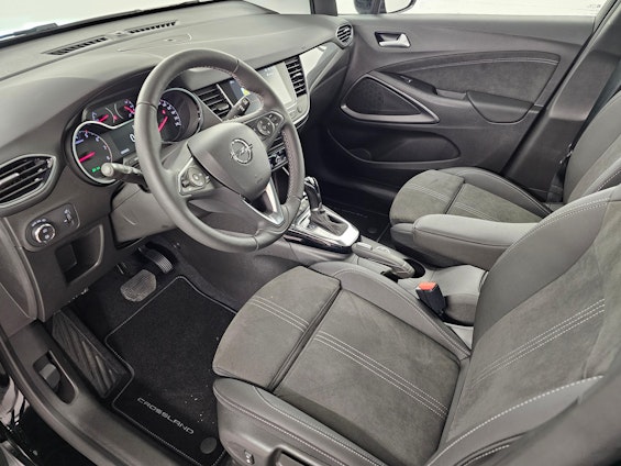 Vehicle image 10 Vehicle image 10