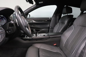 Vehicle image BMW 740d xDrive SAG