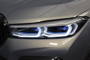 Vehicle image BMW 740d xDrive SAG