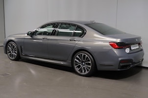 Vehicle image BMW 740d xDrive SAG