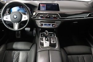 Vehicle image BMW 740d xDrive SAG