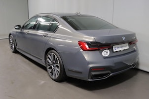 Vehicle image BMW 740d xDrive SAG