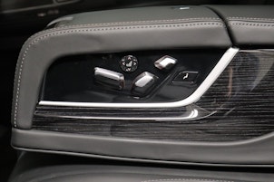 Vehicle image BMW 740d xDrive SAG