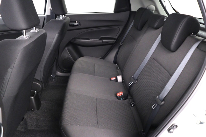 Vehicle image SUZUKI SWIFT