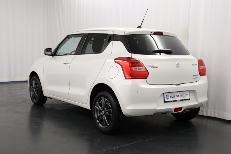 Vehicle image SUZUKI SWIFT