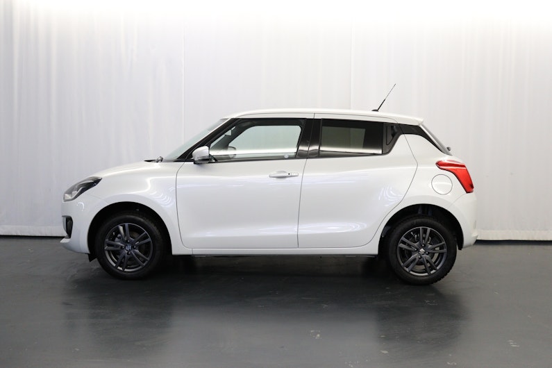 Vehicle image SUZUKI SWIFT