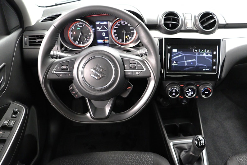 Vehicle image SUZUKI SWIFT