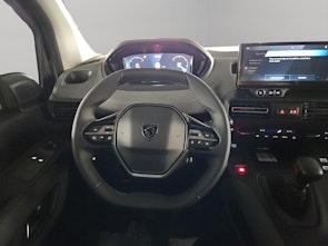 Vehicle image PEUGEOT Rifter 1.2 PureTech Allure