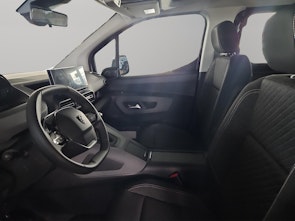 Vehicle image PEUGEOT Rifter 1.2 PureTech Allure