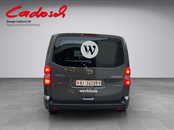 Vehicle image 4 Vehicle image 4