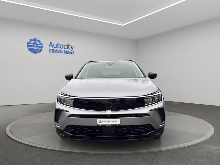 Vehicle image OPEL GRANDLAND