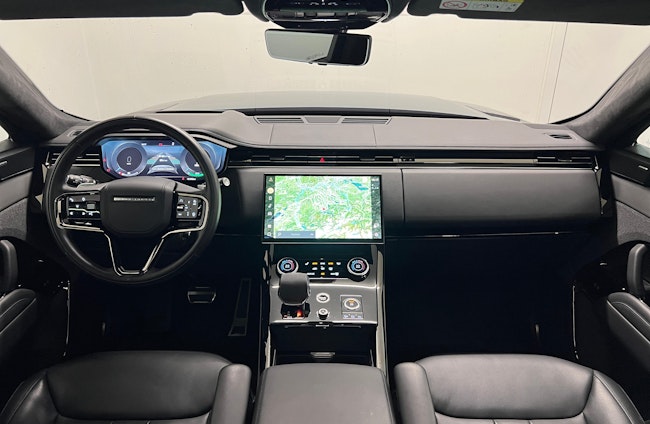 Vehicle image 4 Vehicle image 4