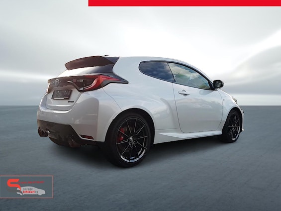 Vehicle image 3 Vehicle image 3