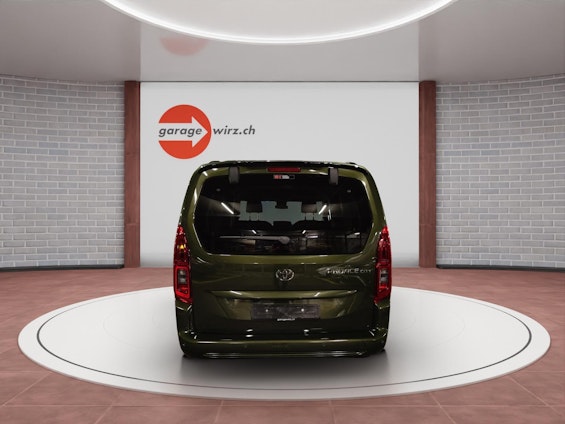 Vehicle image 3 Vehicle image 3