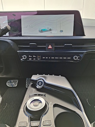 Vehicle image 10 Vehicle image 10