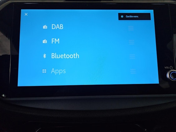 Vehicle image 18 Vehicle image 18