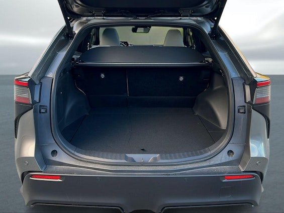 Vehicle image 12 Vehicle image 12